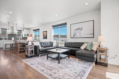 Bear Cub’s Den R5983 | Snowbasin Ski Escape | EV