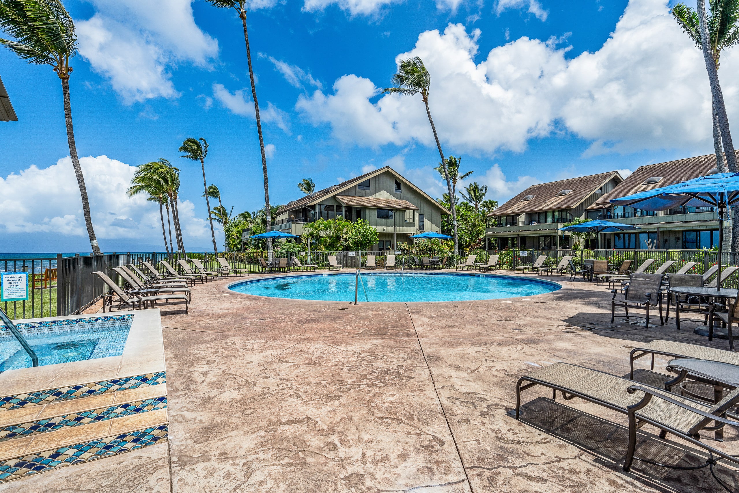 Condo in Lahaina · ★5.0 · 3 bedrooms · 4 beds · 2 baths - Image 34