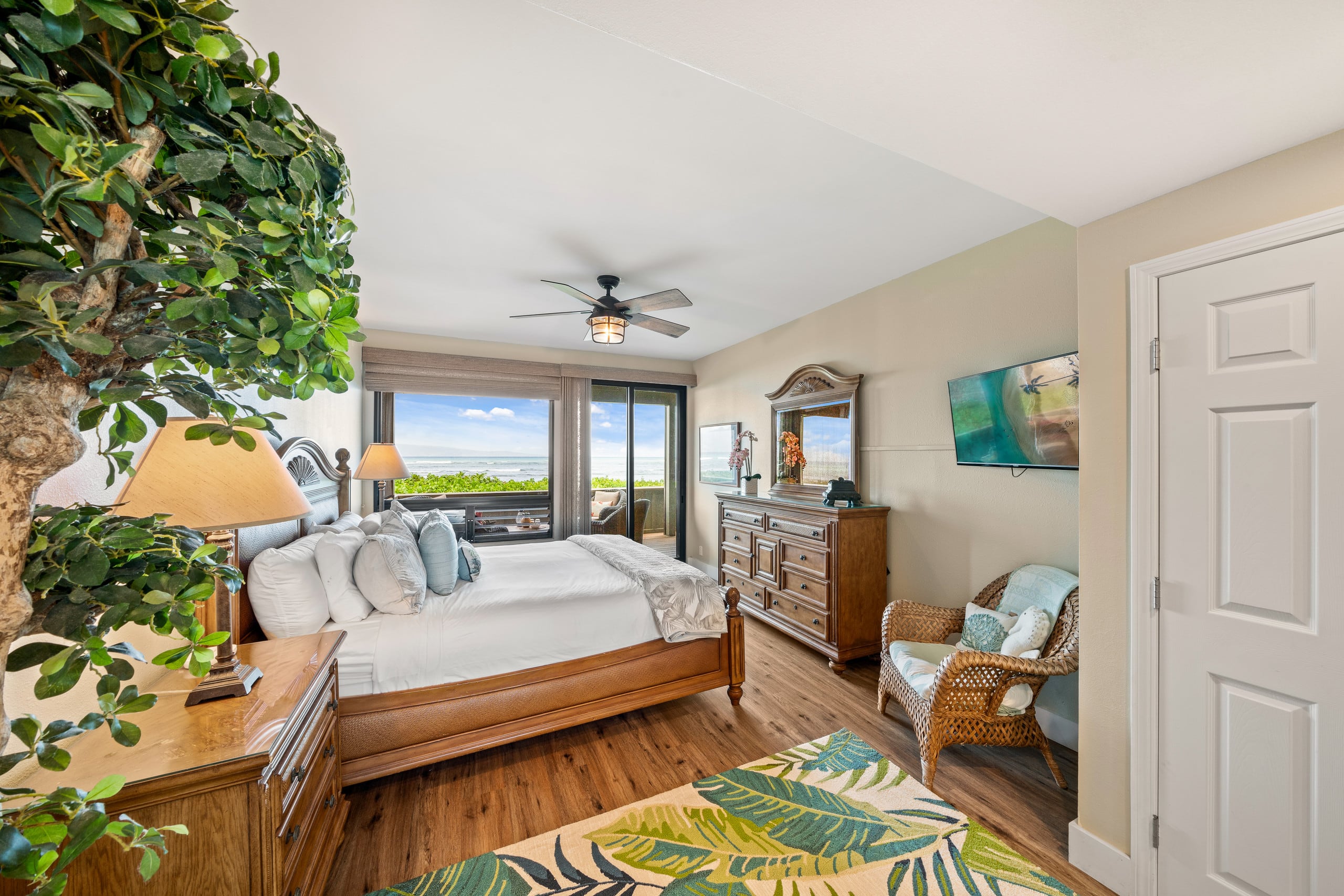 Condo in Lahaina · ★5.0 · 3 bedrooms · 4 beds · 2 baths - Image 9