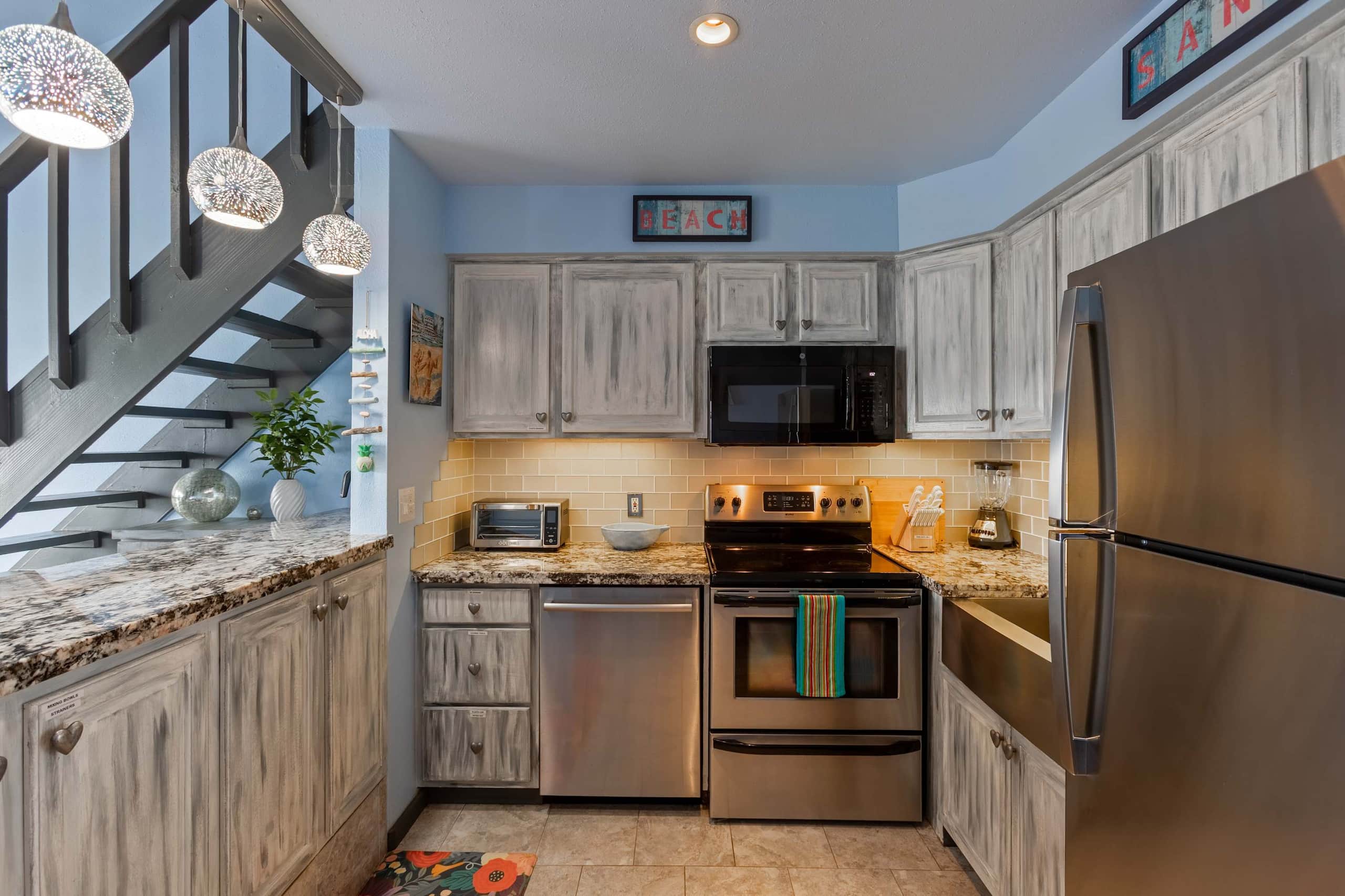 Condo in Kihei · ★4.92 · 1 bedroom · 2 beds · 1 private bath - Image 11