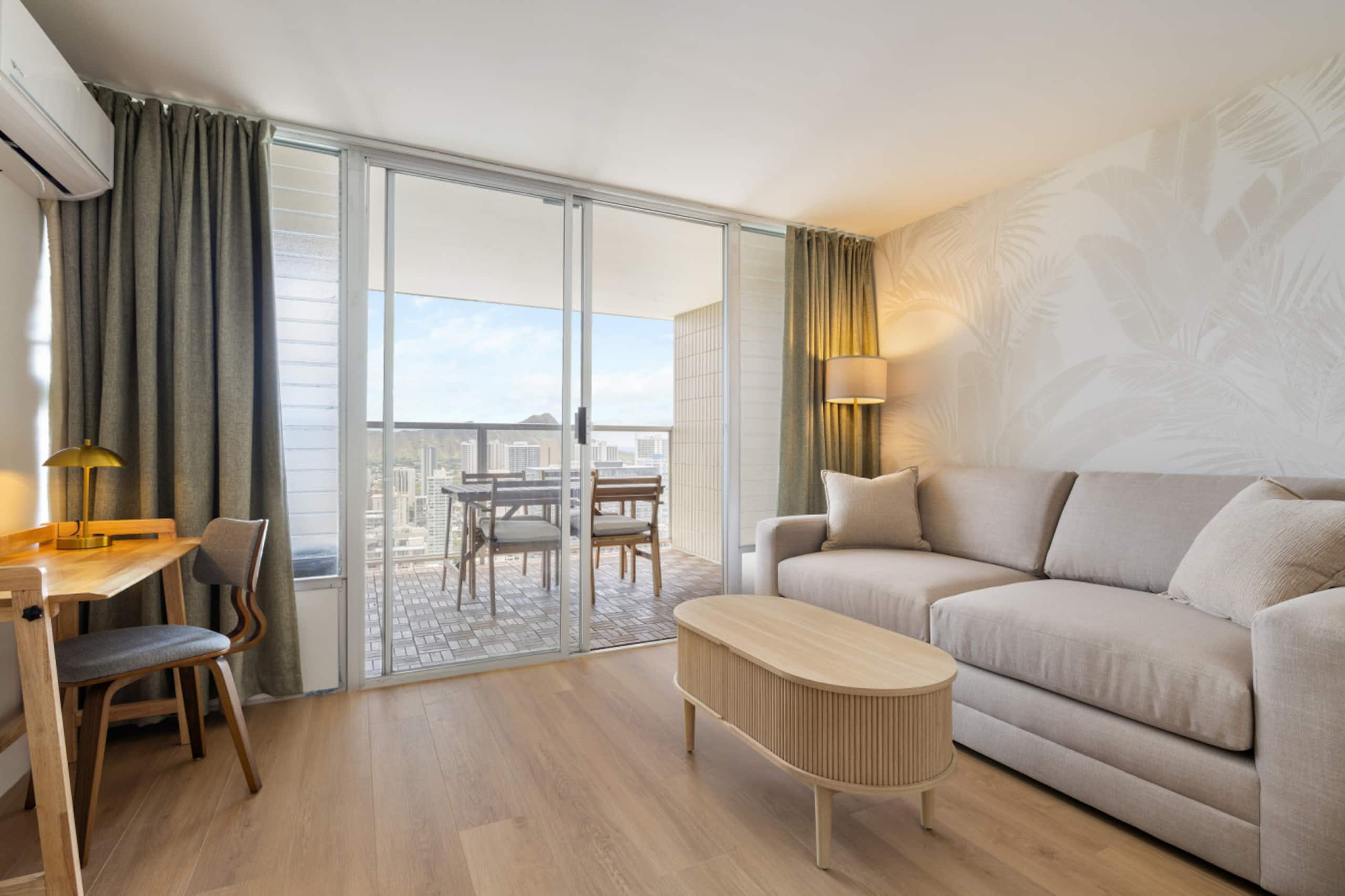 Condo in Honolulu · ★4.96 · 1 bedroom · 2 beds · 1 private bath - Image 10