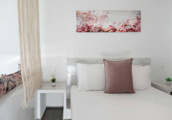 Calm Suites Kythnos 2 gallery image 2