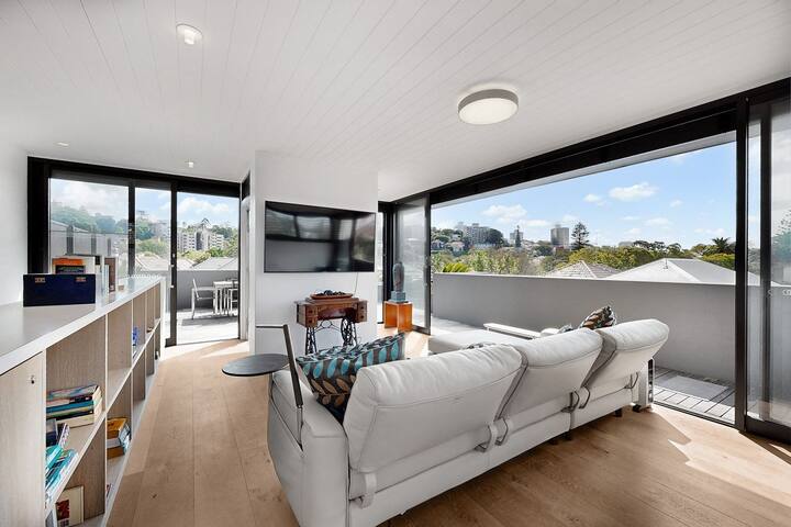 Bay Dream, Double Bay IH gallery image 2