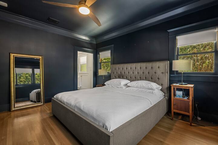 Sunset Junction Pool House gallery image 4