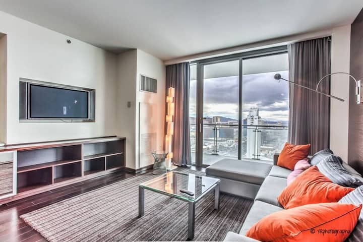 Sebule, TV, Balcony