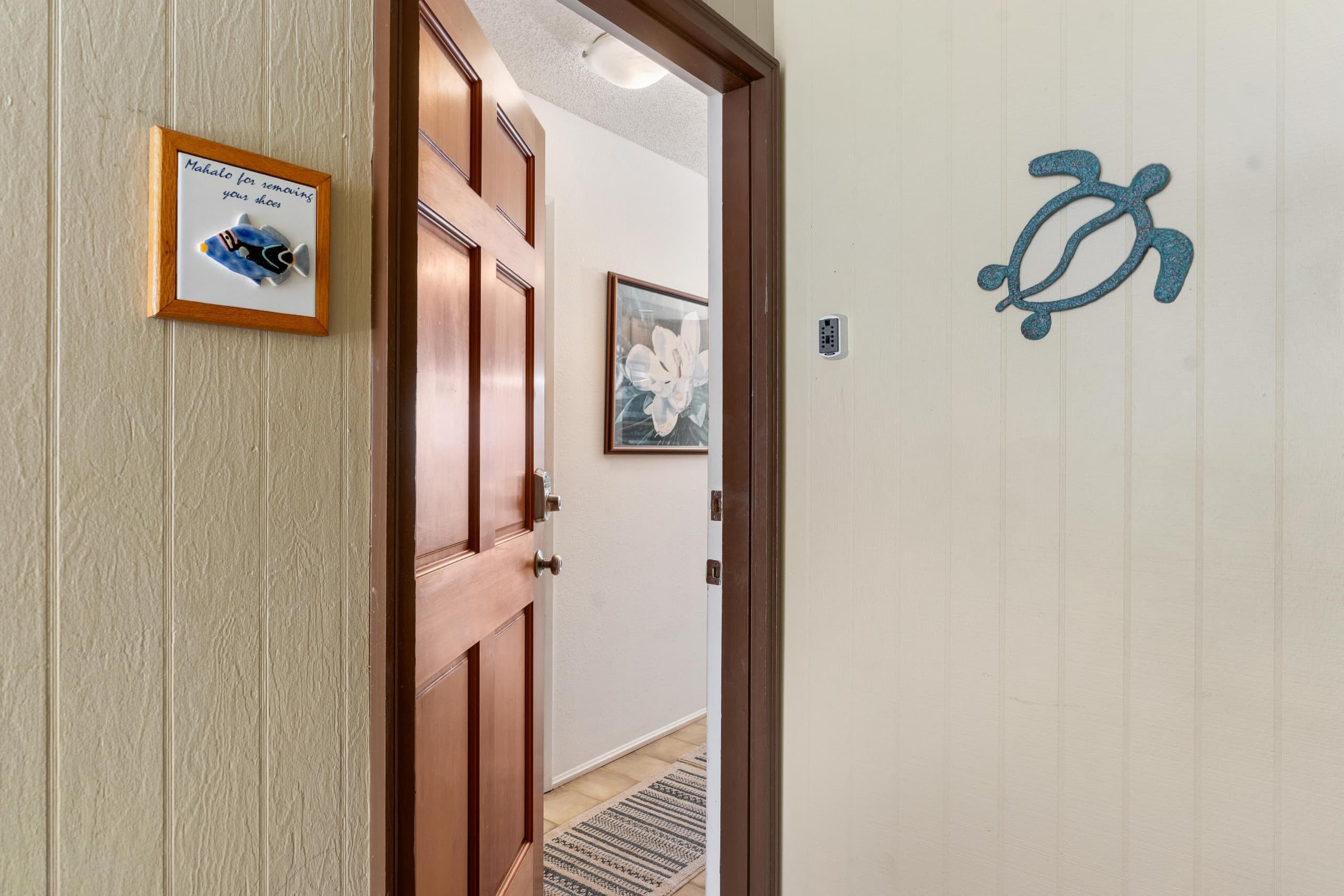 Condo in Kailua-Kona · ★4.89 · 1 bedroom · 2 beds · 1 shared bath - Image 22