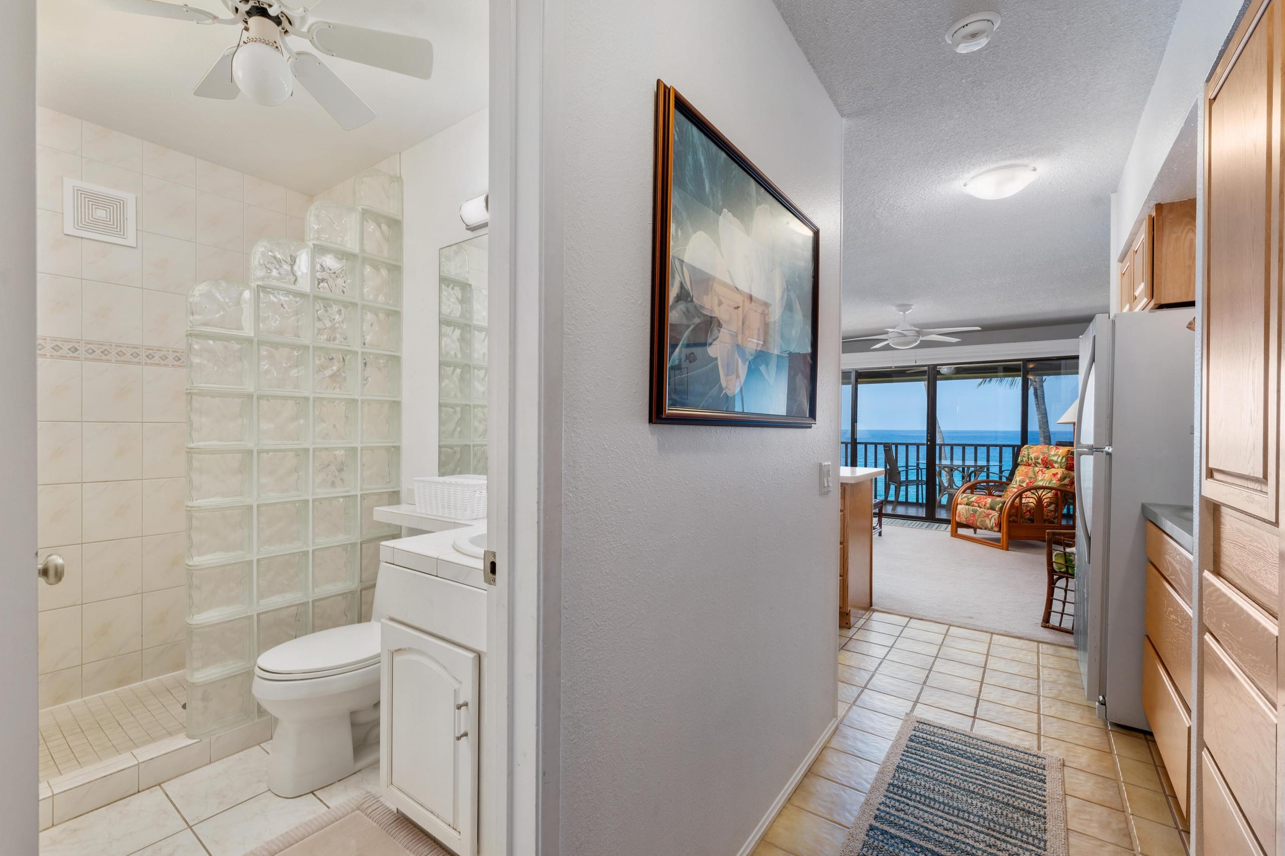 Condo in Kailua-Kona · ★4.89 · 1 bedroom · 2 beds · 1 shared bath - Image 20