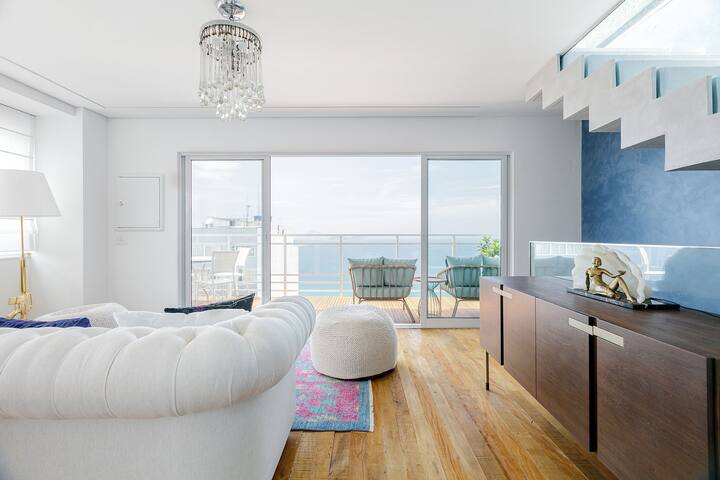 Rio089 – Triplex penthouse overlooking the sea in gallery image 4