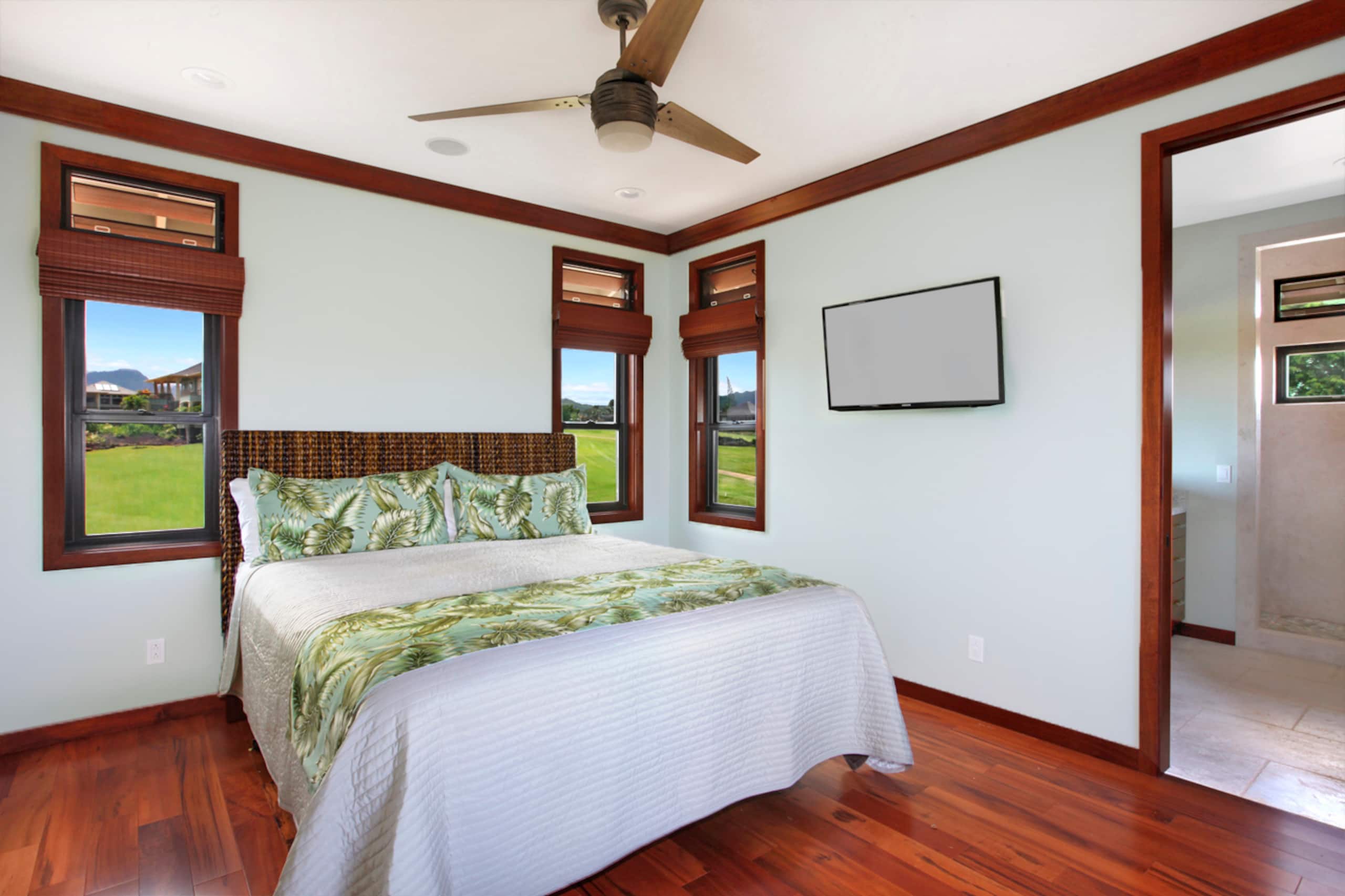 Amazing Golf View Private Pool & Hot Tub Sleep 10 - Photo 28