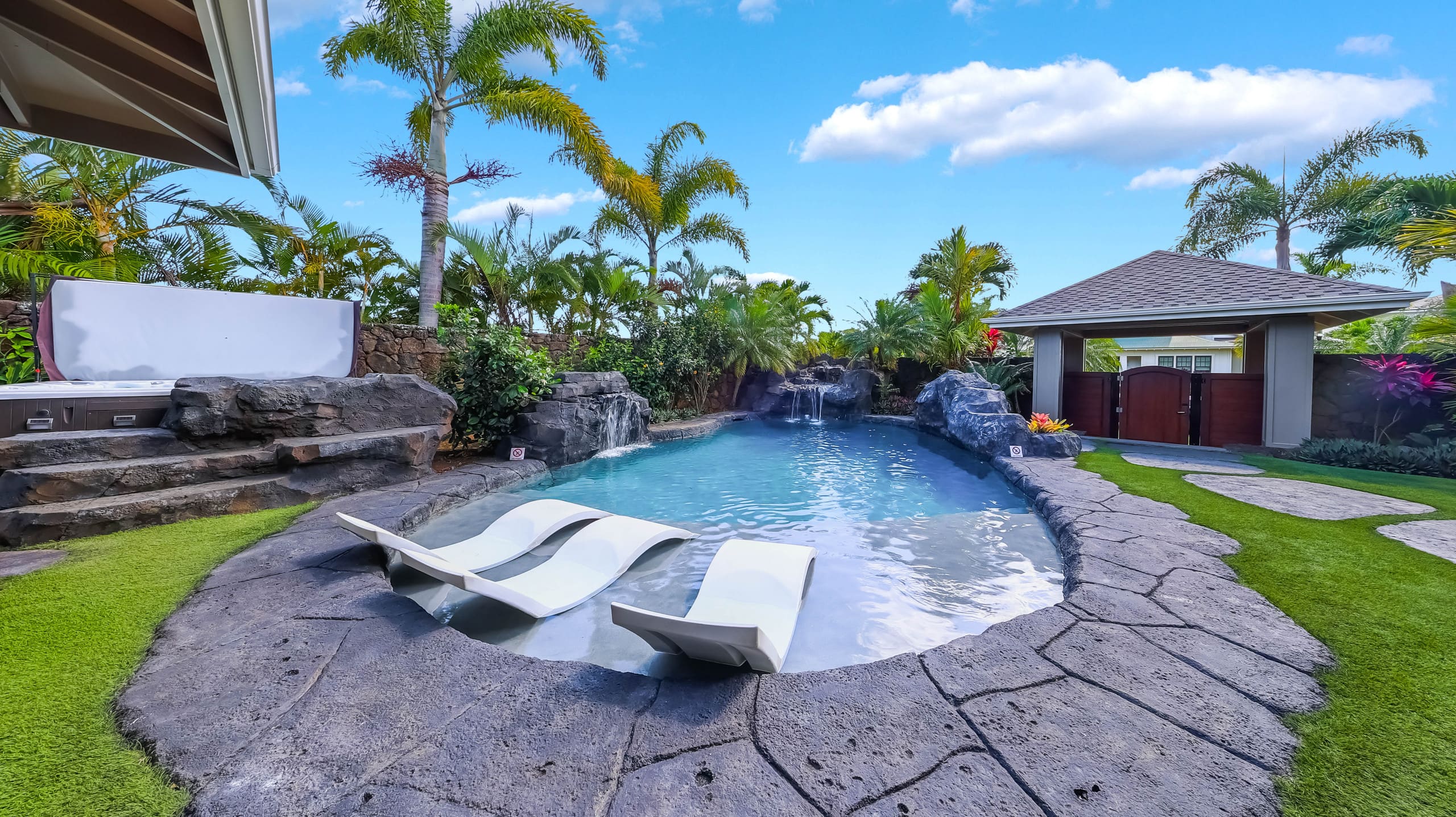 Amazing Golf View Private Pool & Hot Tub Sleep 10 - Photo 47