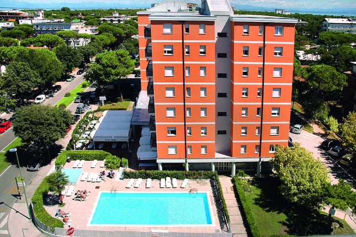 Appartement De Vacances Avec Climatisation Et Balc - Lignano Sabbiadoro