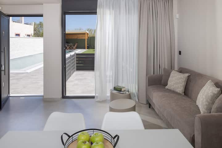 Potame Suites By Estia, Renia Suite With Pool View - 크레타