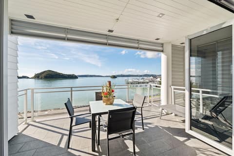 Paihia Waterfront Suites 2 Bedroom Apartment