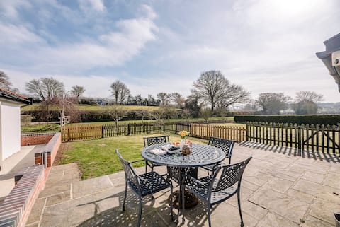 Successful Airbnb property: The Old Dairy, Cookley in East Suffolk