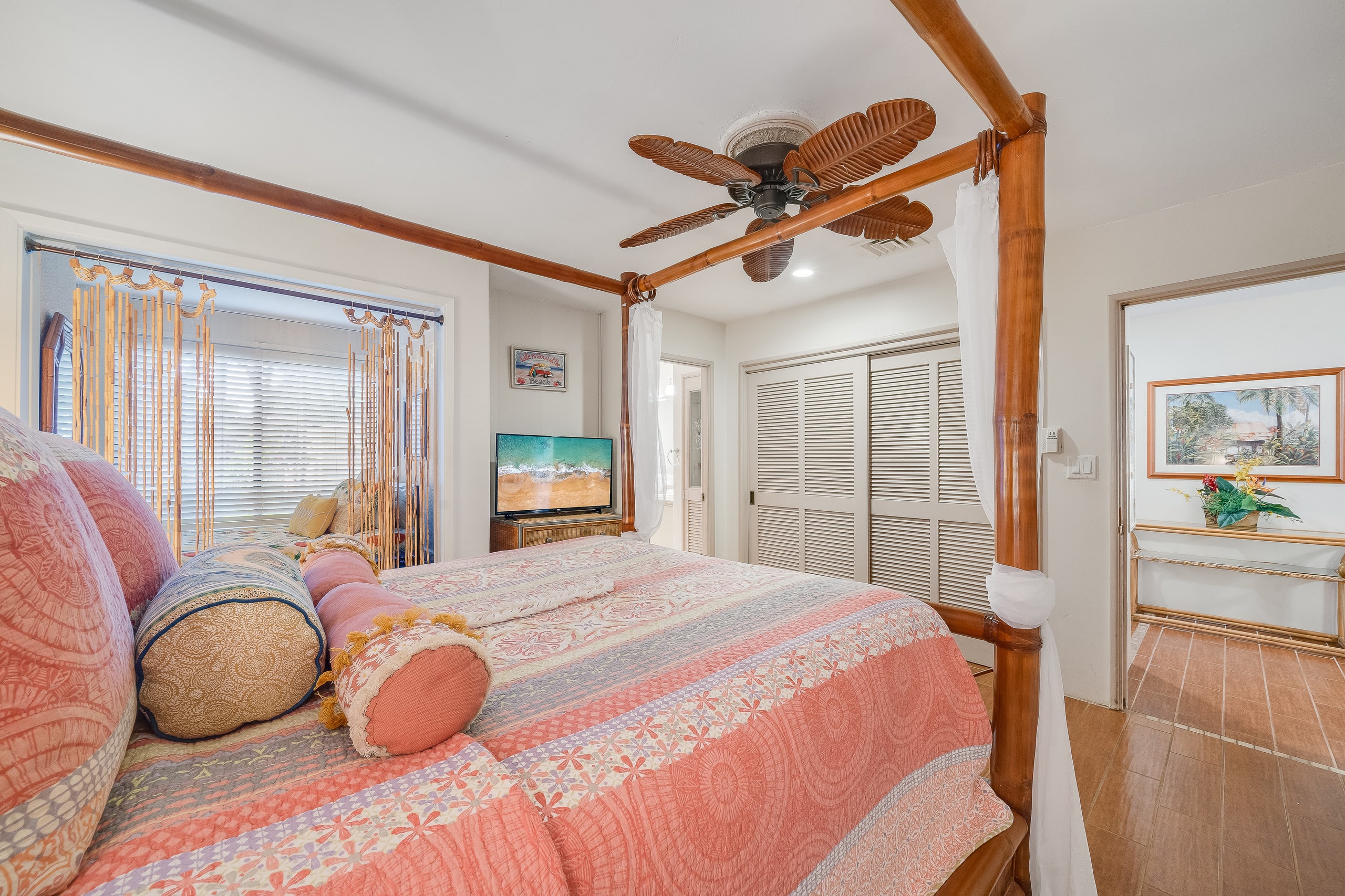 Condo in Lahaina · ★4.65 · 2 bedrooms · 3 beds · 2 baths - Image 16