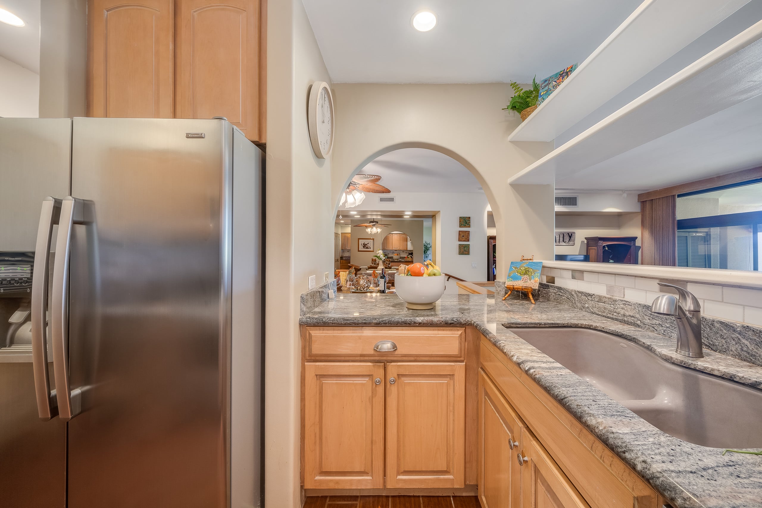 Condo in Lahaina · ★4.65 · 2 bedrooms · 3 beds · 2 baths - Image 8