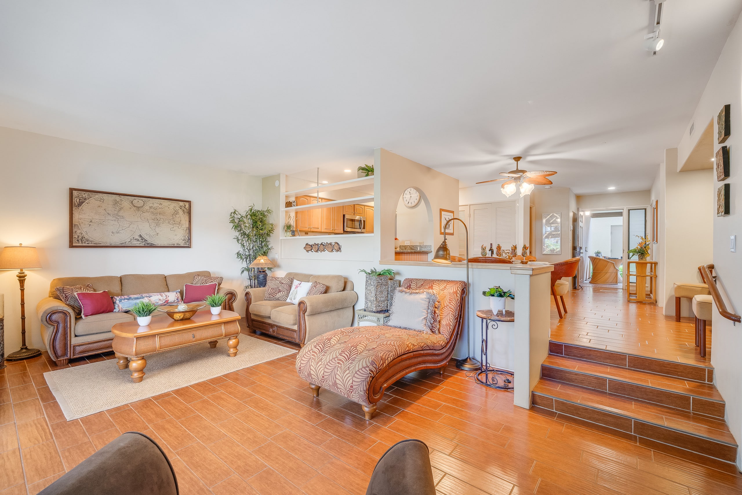 Condo in Lahaina · ★4.65 · 2 bedrooms · 3 beds · 2 baths - Image 5