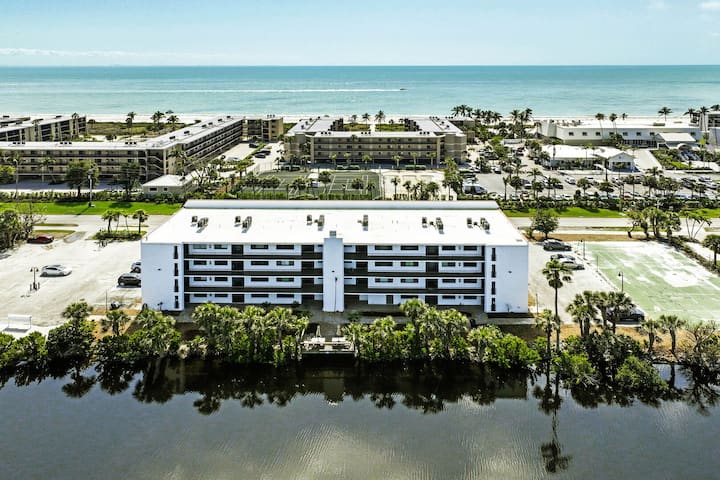 Sanibel Condo - Close To Beach - Sandpebble 4e - Sanibel, FL