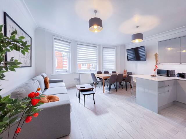 3-Bed Apartment in the Heart of Fitzrovia gallery image 2