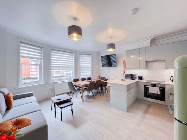 3-Bed Apartment in the Heart of Fitzrovia