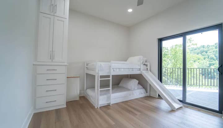 Útočisko pokoja, kde sny lietajú. Čaká na vás čistá, nefalšovaná radosť. 