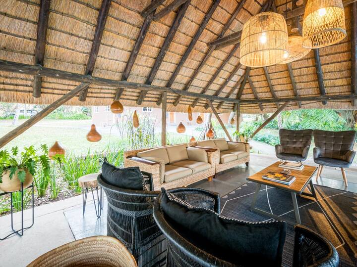 Family Chalet - Acornhoek