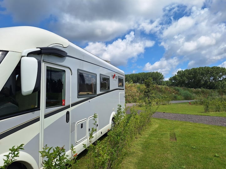 Pitch For Motorhomes 'On The Green' - Zeewolde