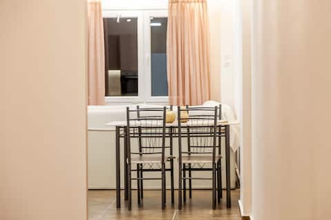 Ioannina Central Apartment by SuperhostHub