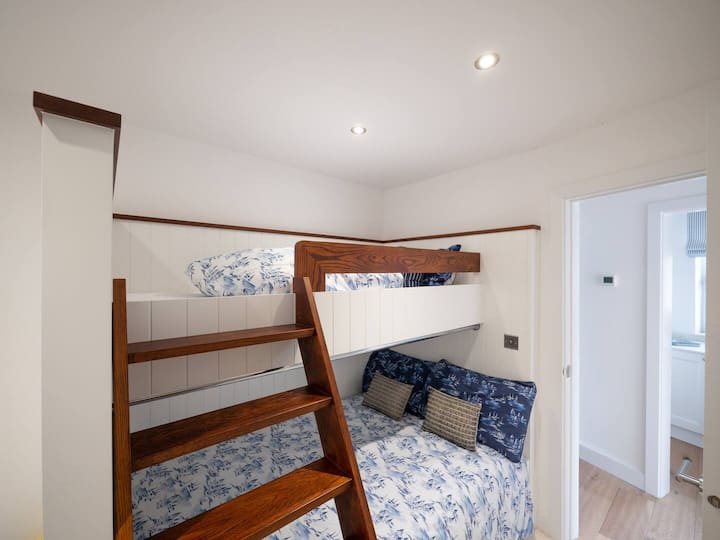 โบ๊ทเฮาส์ห้องนอน 2