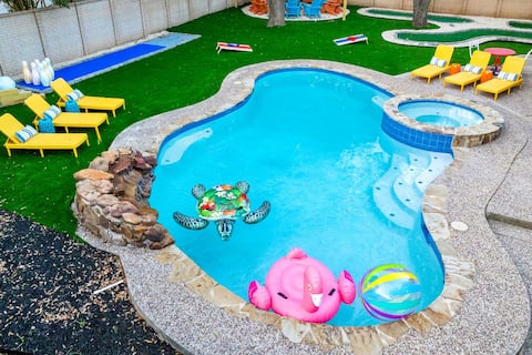 Top Airbnb: Heated Pool | MiniGolf |Arcade| Slide-Family Oasis in Greater Dellview