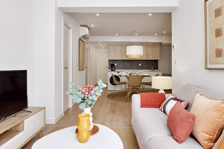 Zenna | The Rentals Collection gallery image 2