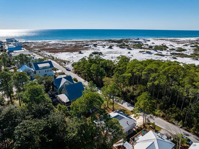Gray 30a Acatio managed Airbnb listing 2