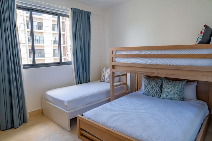 Zimmer mit zwei Einzelbetten