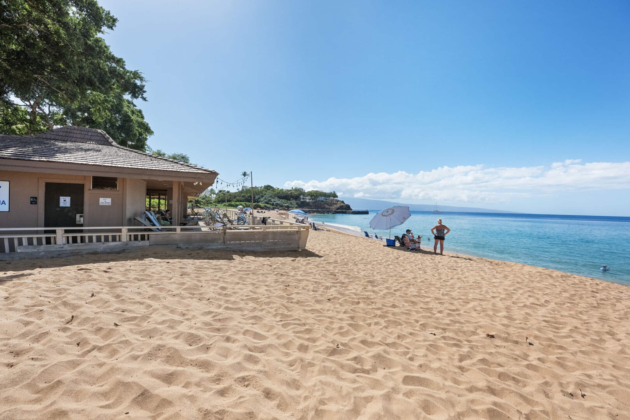 Condo in Lahaina · ★5.0 · 1 bedroom · 2 beds · 1 private bath - Image 33