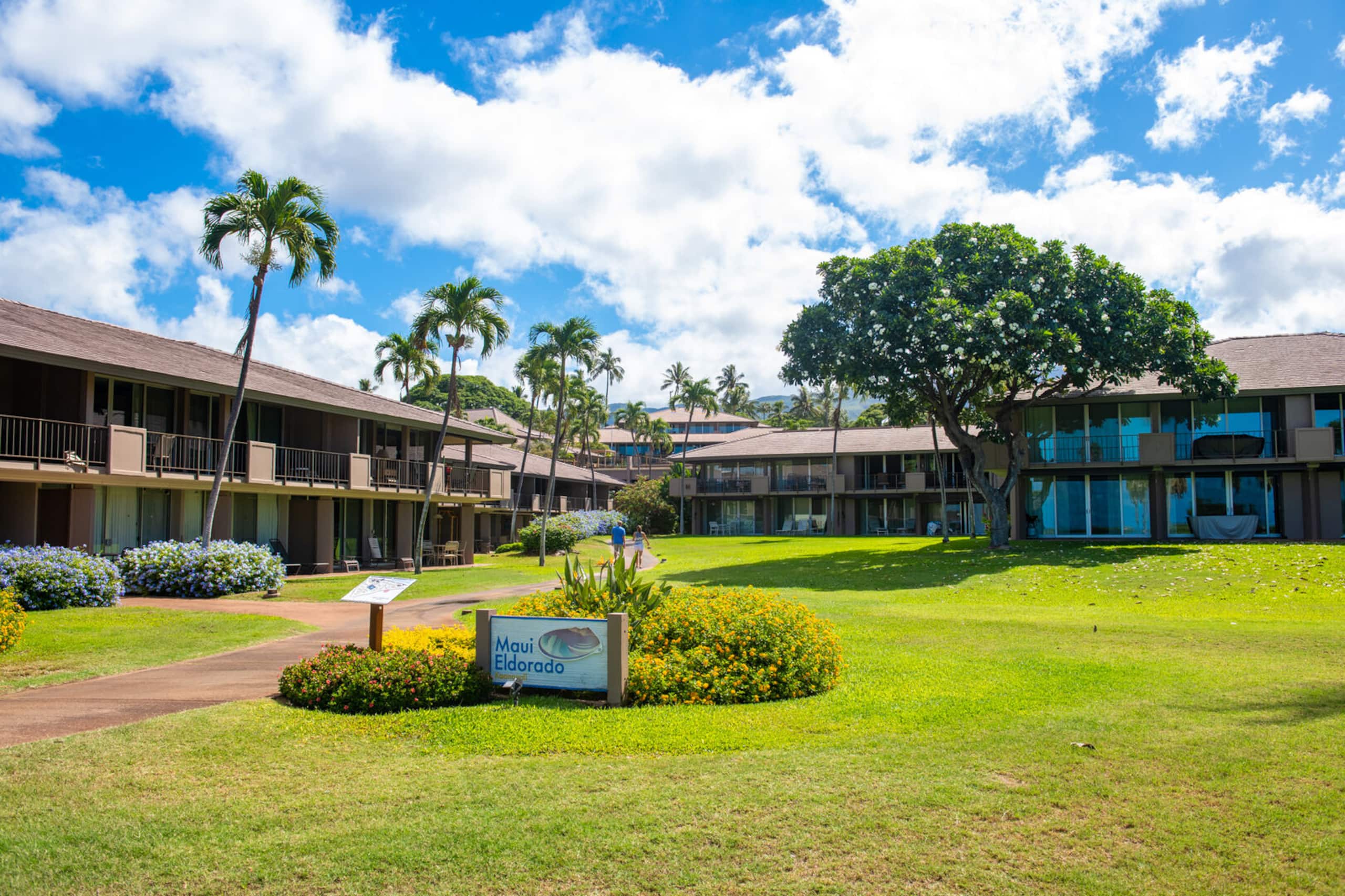 Condo in Lahaina · ★5.0 · 1 bedroom · 2 beds · 1 private bath - Image 54