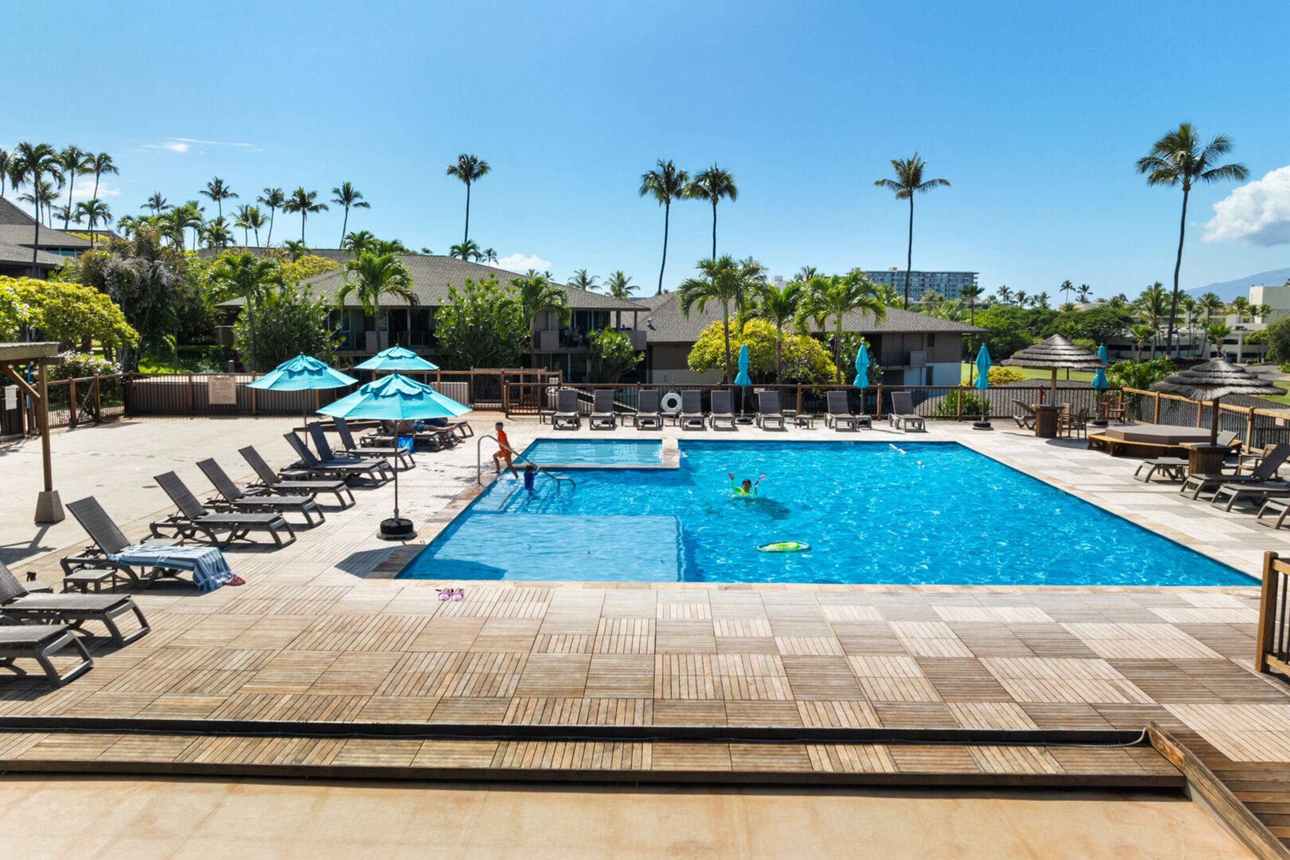 Condo in Lahaina · ★5.0 · 1 bedroom · 2 beds · 1 private bath - Image 75