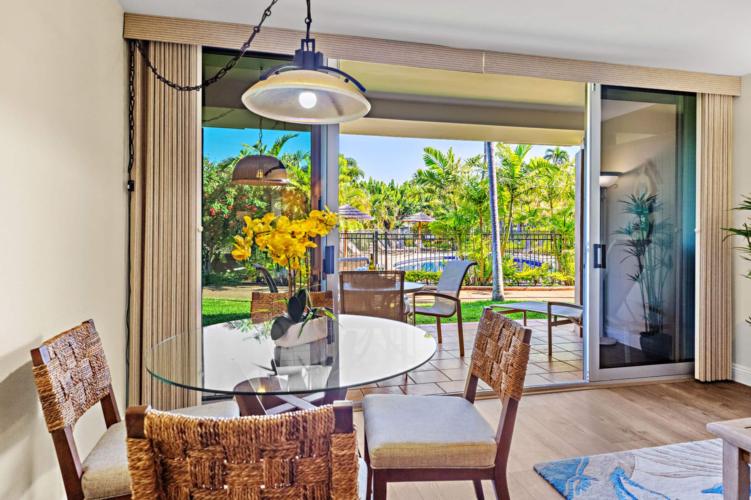 Condo in Lahaina · ★5.0 · 1 bedroom · 2 beds · 1 private bath - Image 10