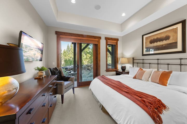 37-web-or-mls-7404 Larkspur-36