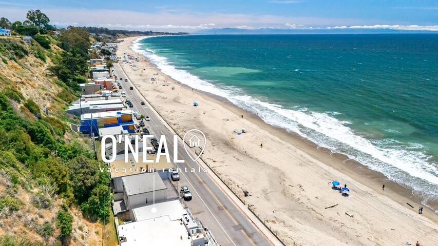 1960’s Rio Del Mar Beach House – Stunning Views! gallery image 4