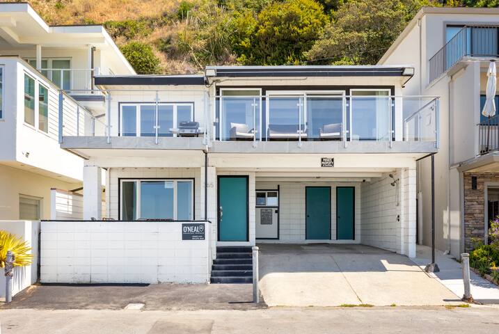 1960’s Rio Del Mar Beach House – Stunning Views! gallery image 5