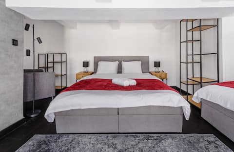 Airy apartment with balcony