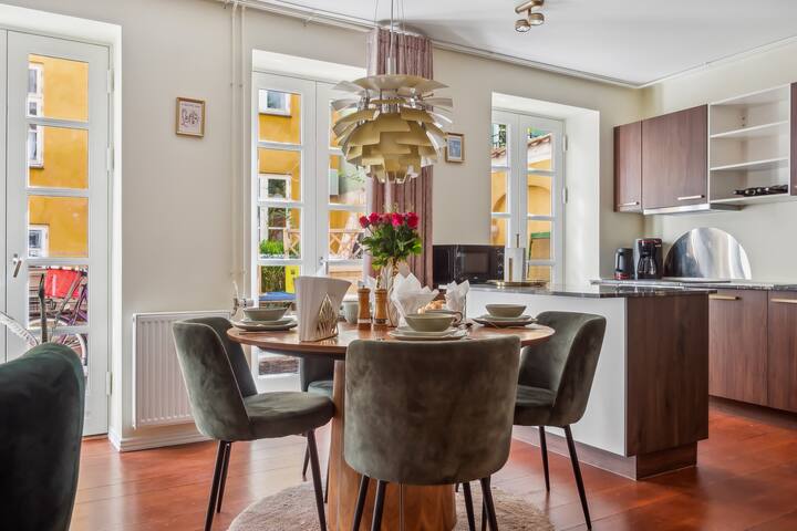 Central Luxury Flat – Walk to Nyhavn & Tivoli gallery image 3