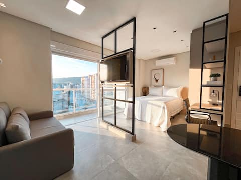 Studio Rome | City View