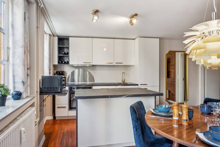 Prime Location – Near Nyhavn & Tivoli Gardens gallery image 5