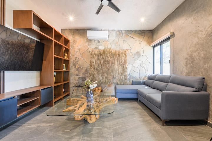 ტელევიზორის ოთახი