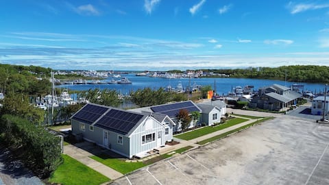 Dockside 2BR on The Marina - Free Parking! Unit C