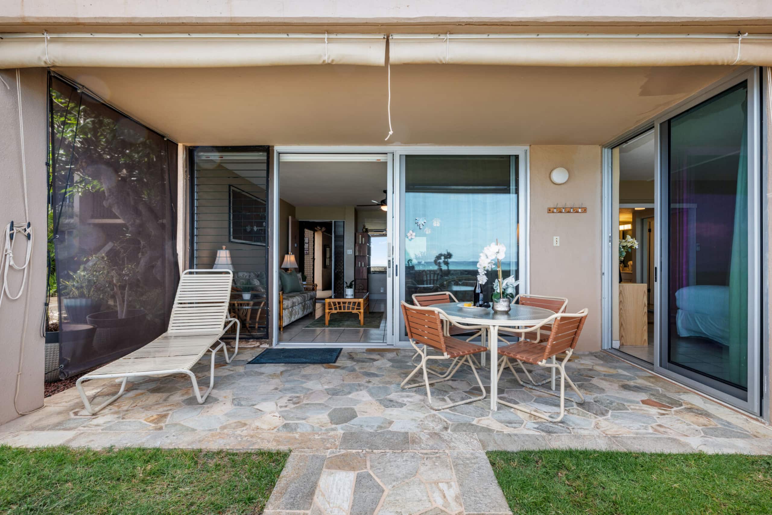 Condo in Lahaina · ★4.43 · 1 bedroom · 2 beds · 1 private bath - Image 20
