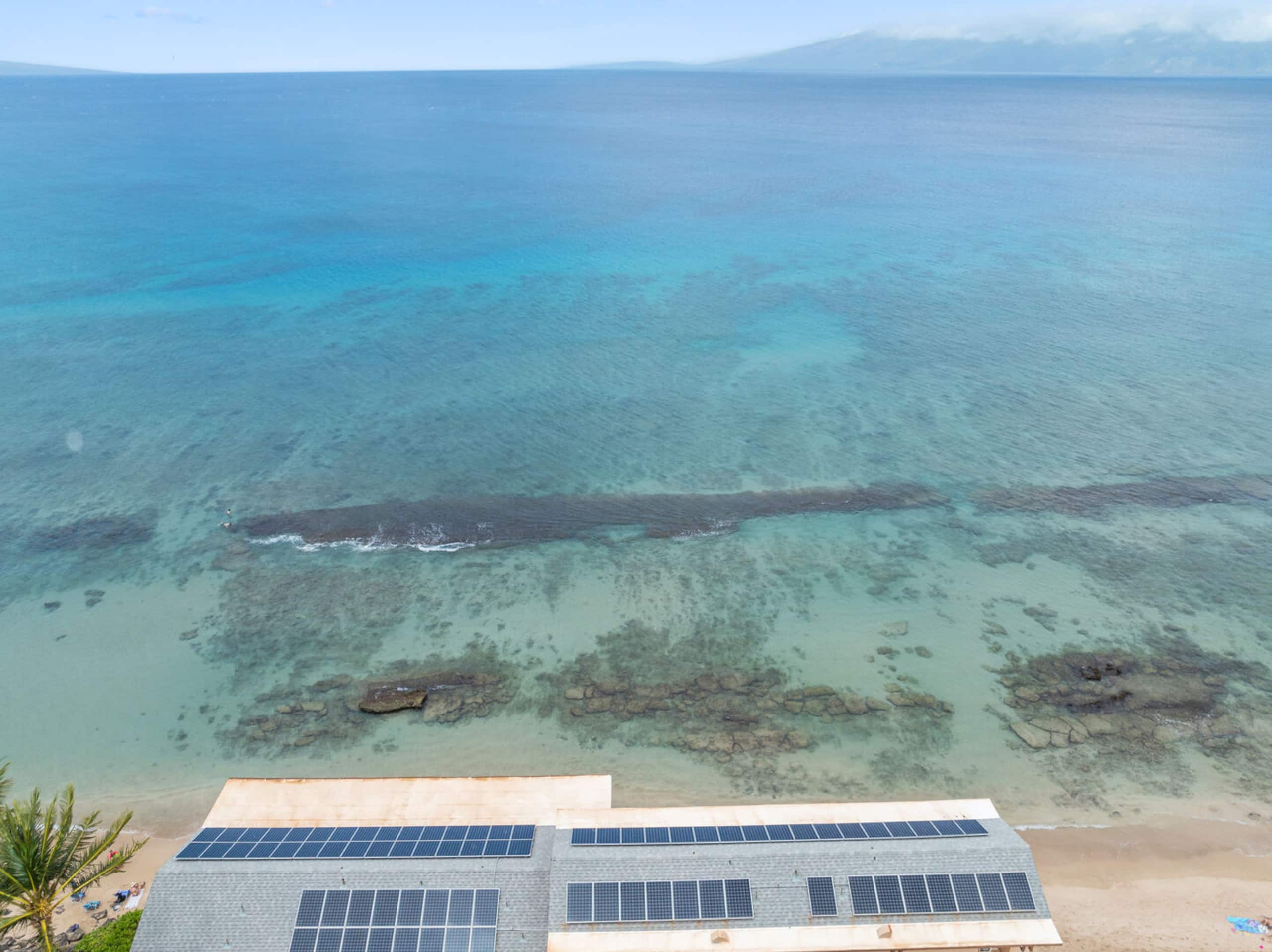 Condo in Lahaina · ★4.43 · 1 bedroom · 2 beds · 1 private bath - Image 39