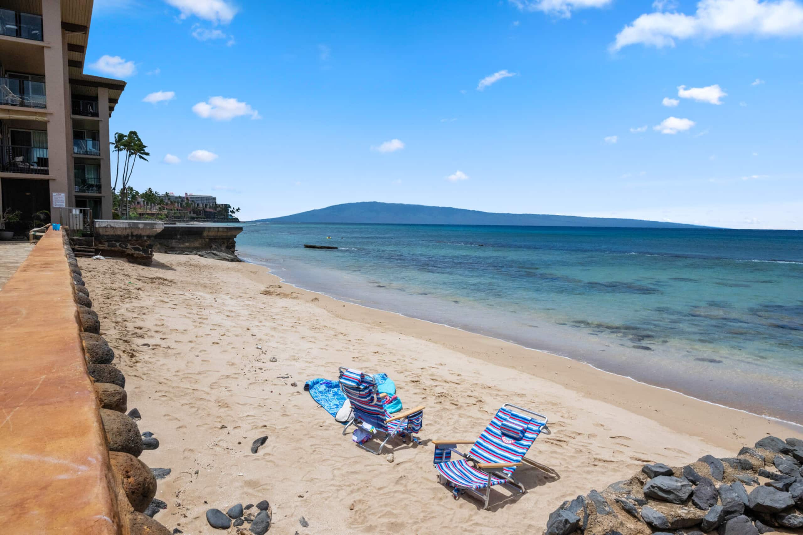 Condo in Lahaina · ★4.43 · 1 bedroom · 2 beds · 1 private bath - Image 33