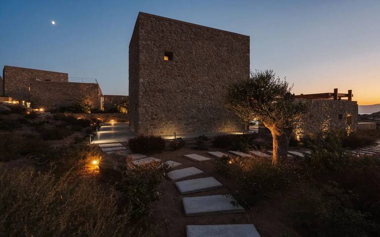 Theros Villa I gallery image 5